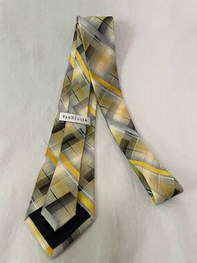 Van Heusen Yellow and Gray Plaid Geometric Tie, 100% Silk, Like New